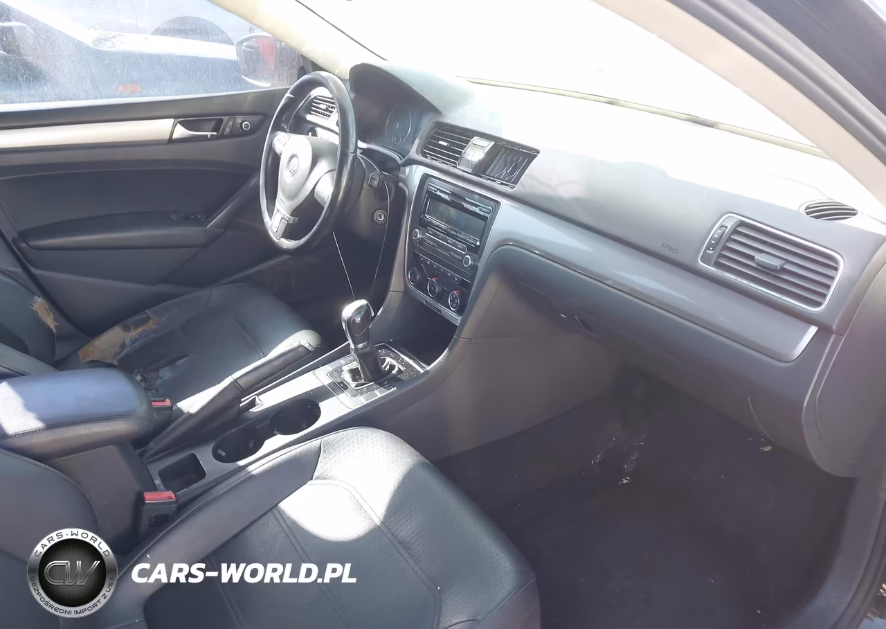 2014 Volkswagen Passat 1.8T S-1.8T Wolfsburg Edition VIN:1VWAT7A34EC044759 - 5