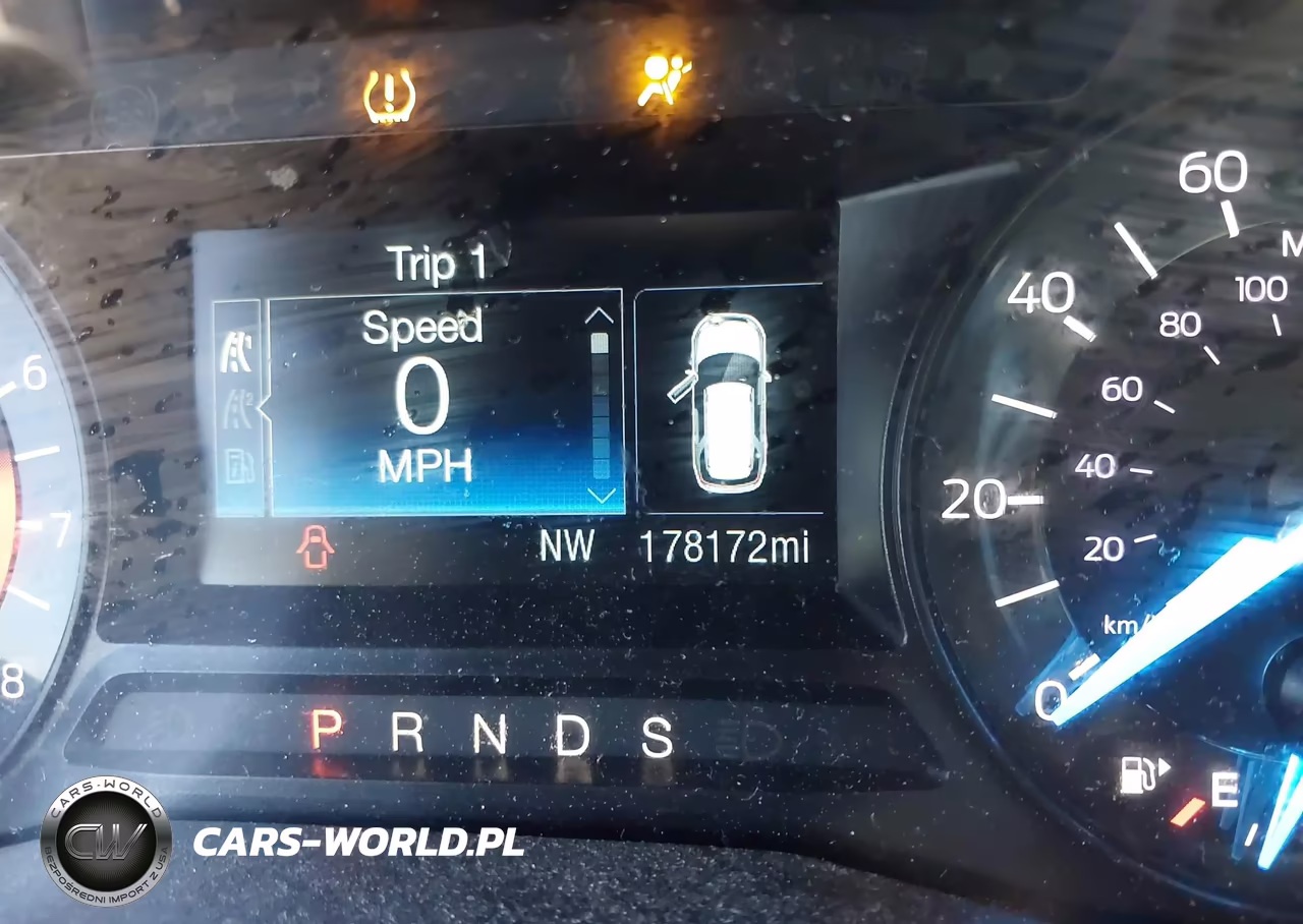 2018 Ford Explorer Xlt VIN:1FM5K8D80JGB60172 - 15