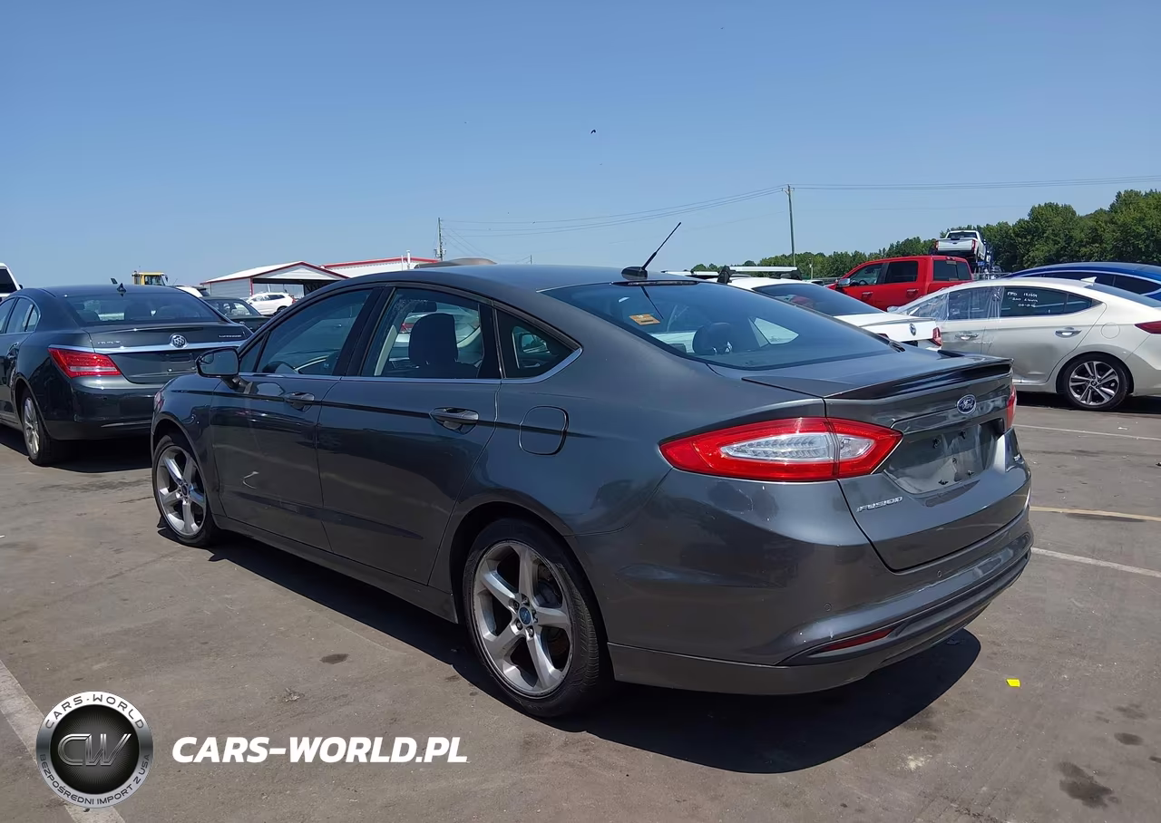 2013 Ford Fusion Se VIN:3FA6P0H74DR335832 - 3