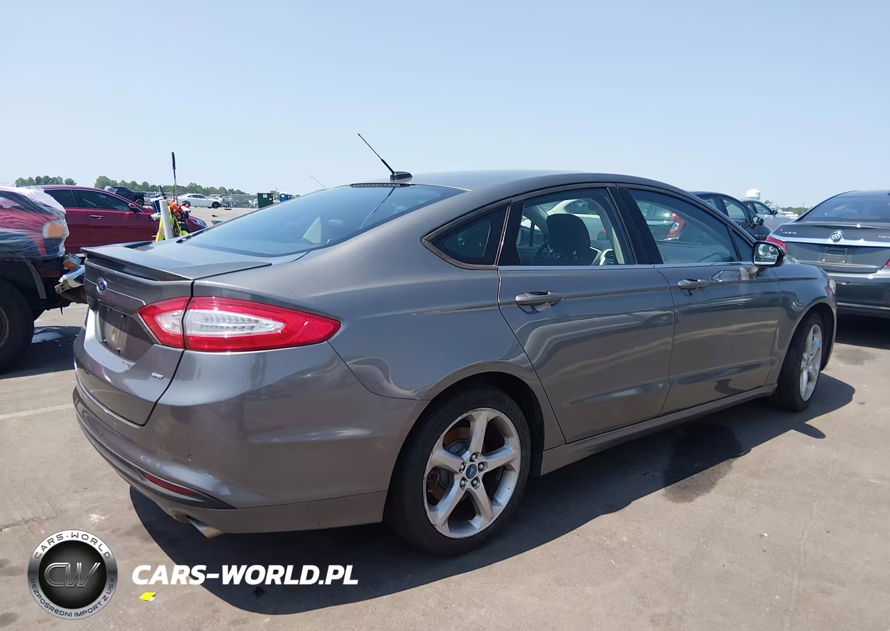 2013 Ford Fusion Se VIN:3FA6P0H74DR335832 - 4