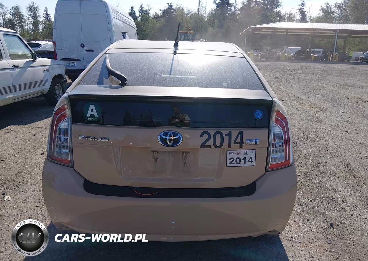 2013 Toyota Prius Two VIN:JTDKN3DU7D1645446 - 16