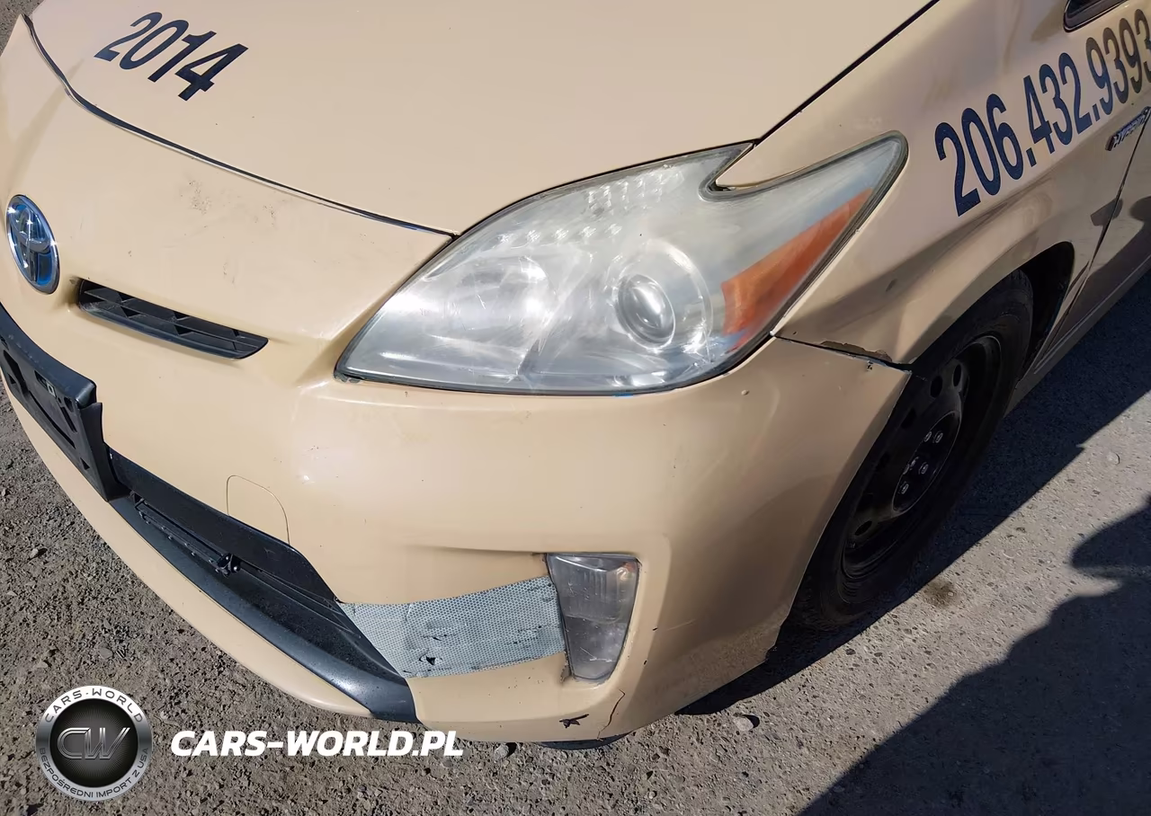 2013 Toyota Prius Two VIN:JTDKN3DU7D1645446 - 6