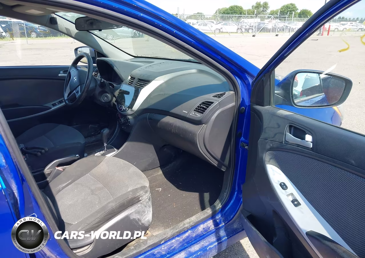 2014 Hyundai Accent Gs VIN:KMHCT5AEXEU173046 - 5