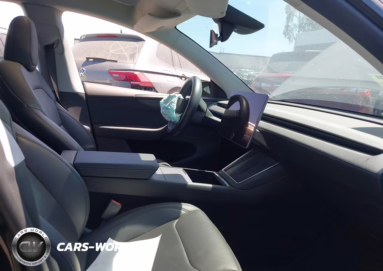2026 Tesla Model Y Premium Rear-Wheel Drive-Rear-Wheel Drive VIN:7SAYGDED4TF395553 - 5
