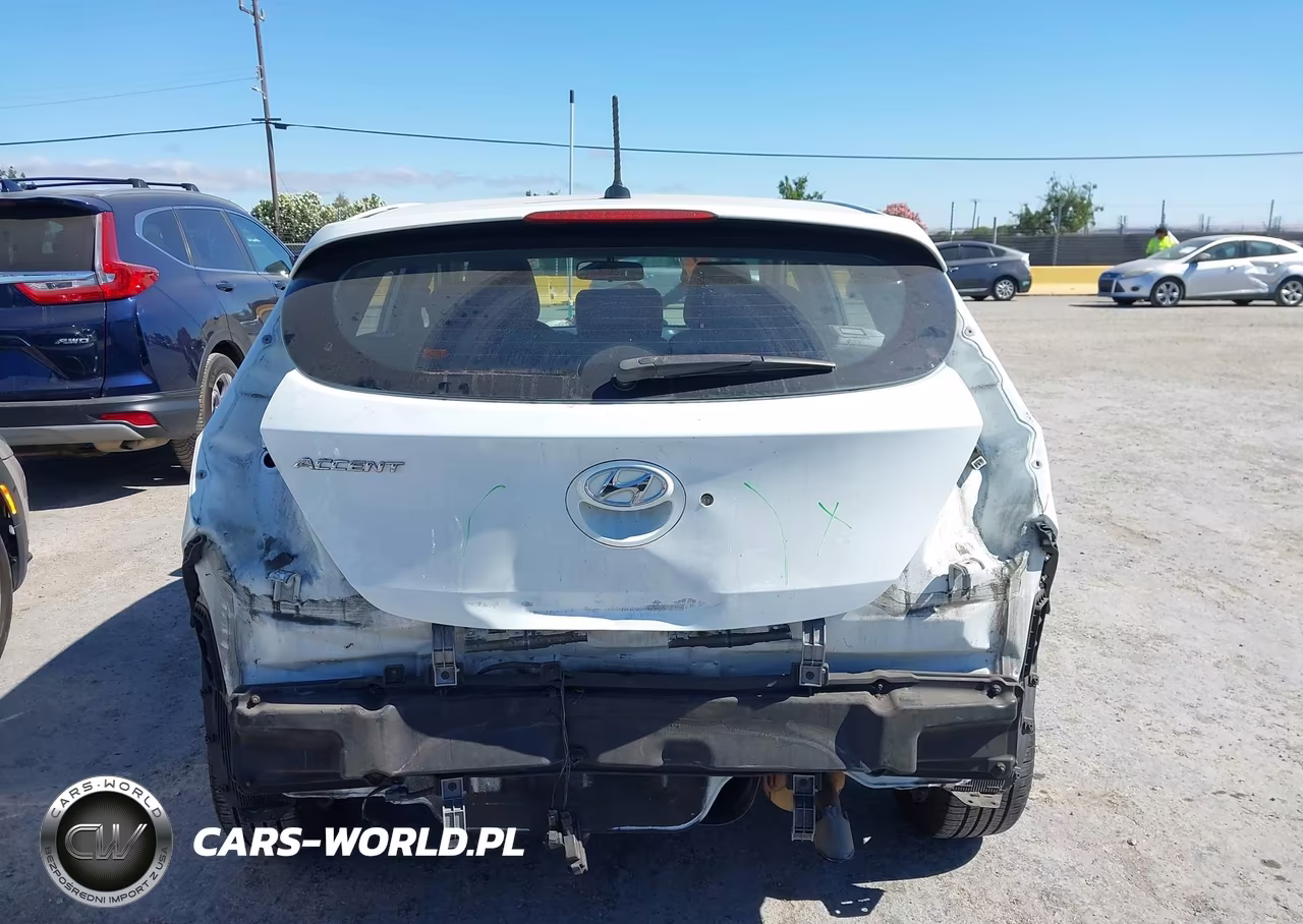 2013 Hyundai Accent Se VIN:KMHCU5AE9DU074231 - 6