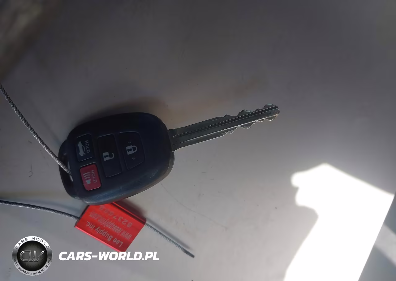 2017 Toyota Corolla Le VIN:2T1BURHE1HC941346 - 11