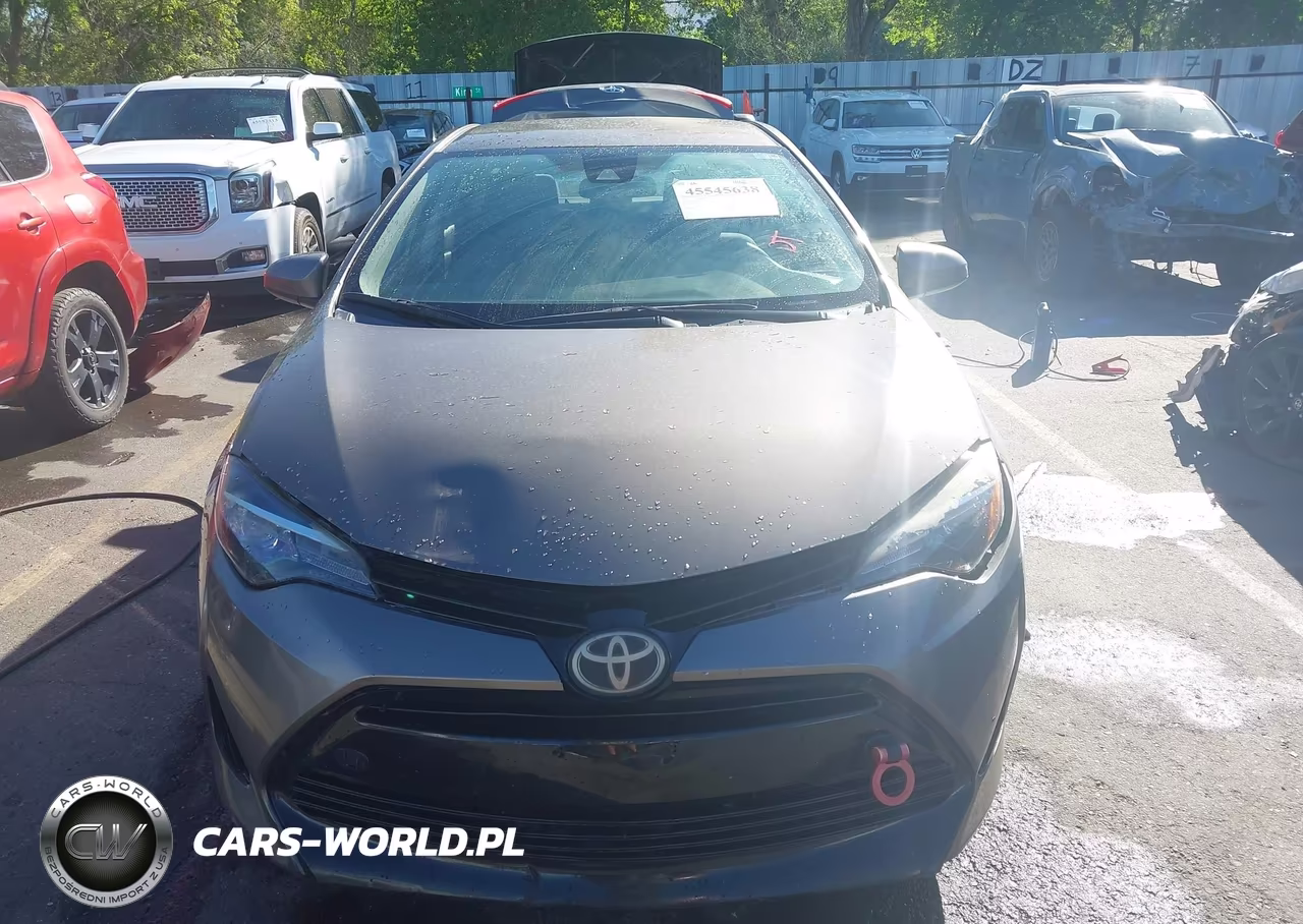 2017 Toyota Corolla Le VIN:2T1BURHE1HC941346 - 12