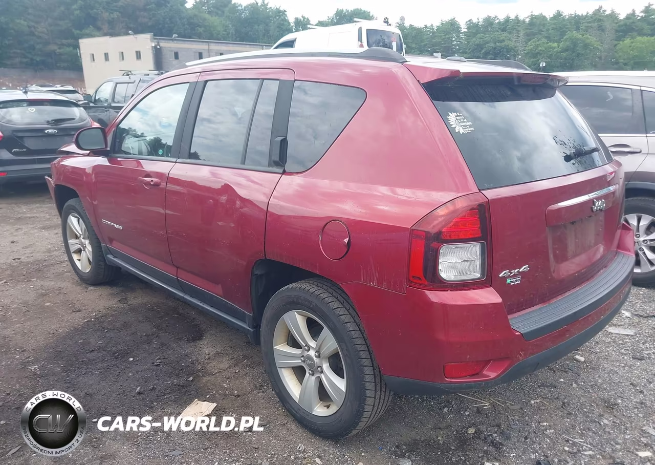 2016 Jeep Compass Latitude VIN:1C4NJDEB7GD758733 - 3
