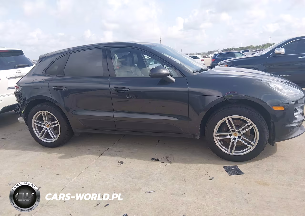 2019 Porsche Macan VIN:WP1AA2A58KLB04369 - 13