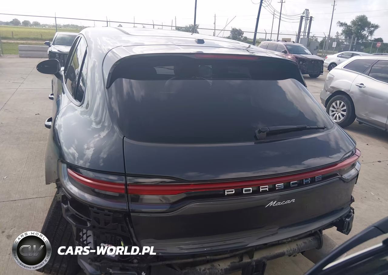 2019 Porsche Macan VIN:WP1AA2A58KLB04369 - 16