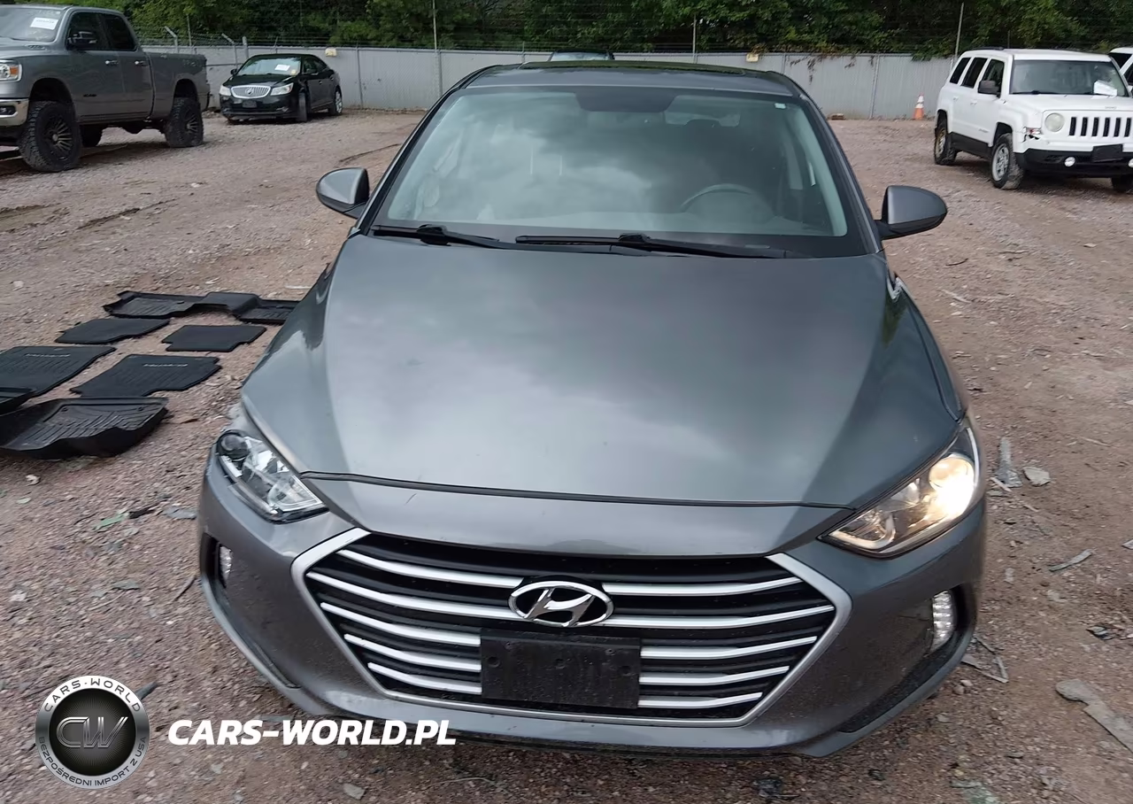 2018 Hyundai Elantra Value Edition VIN:5NPD84LF9JH368084 - 12