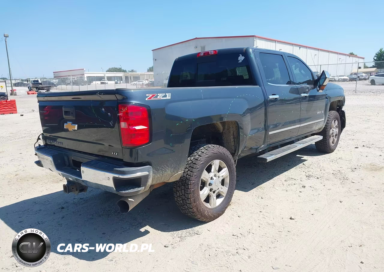 2017 Chevrolet Silverado 2500Hd Ltz VIN:1GC1KWEY9HF202084 - 4