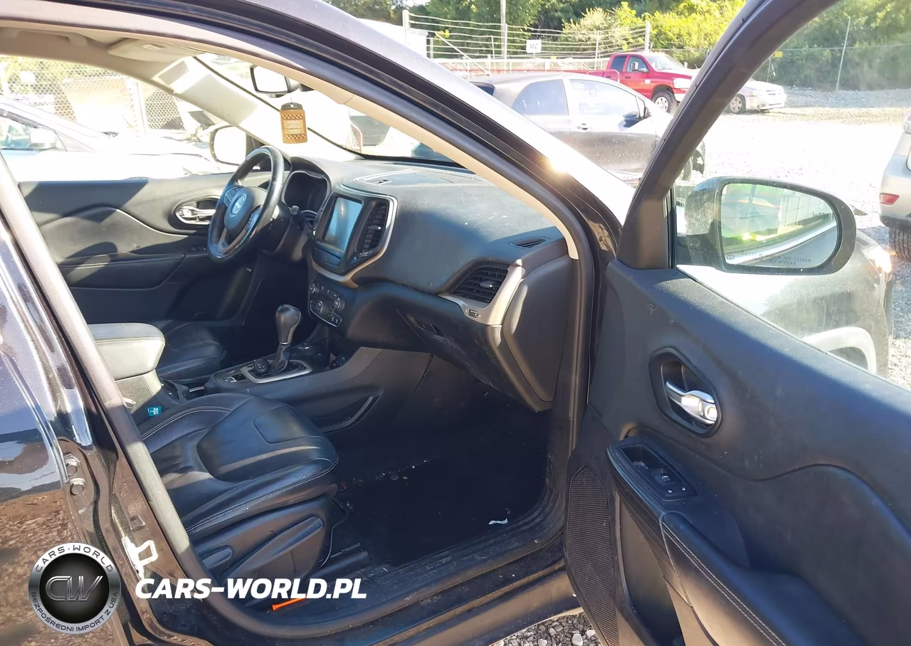 2015 Jeep Cherokee Limited VIN:1C4PJMDB7FW640923 - 5
