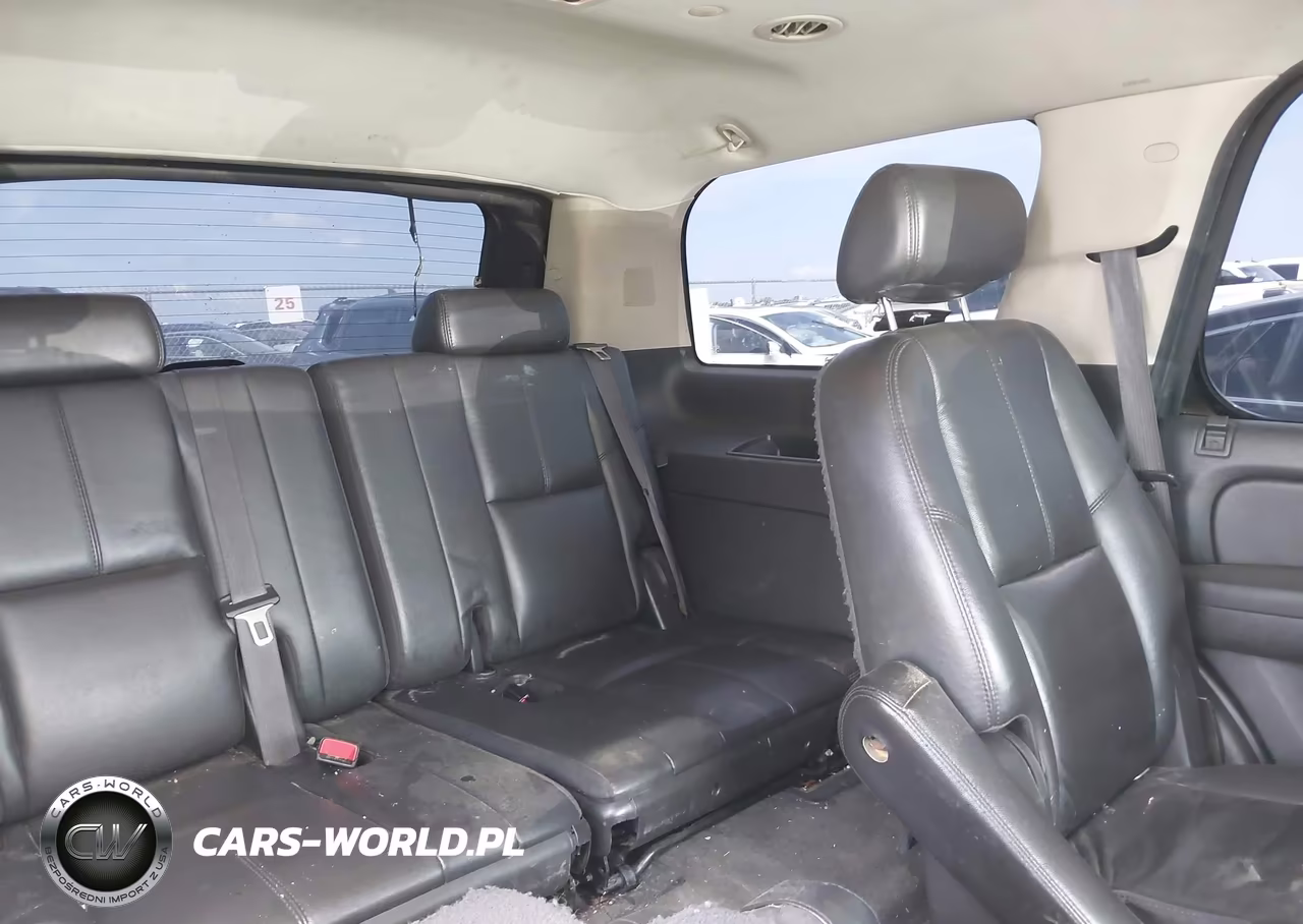 2007 Chevrolet Tahoe Ltz VIN:1GNFK13007R389273 - 8