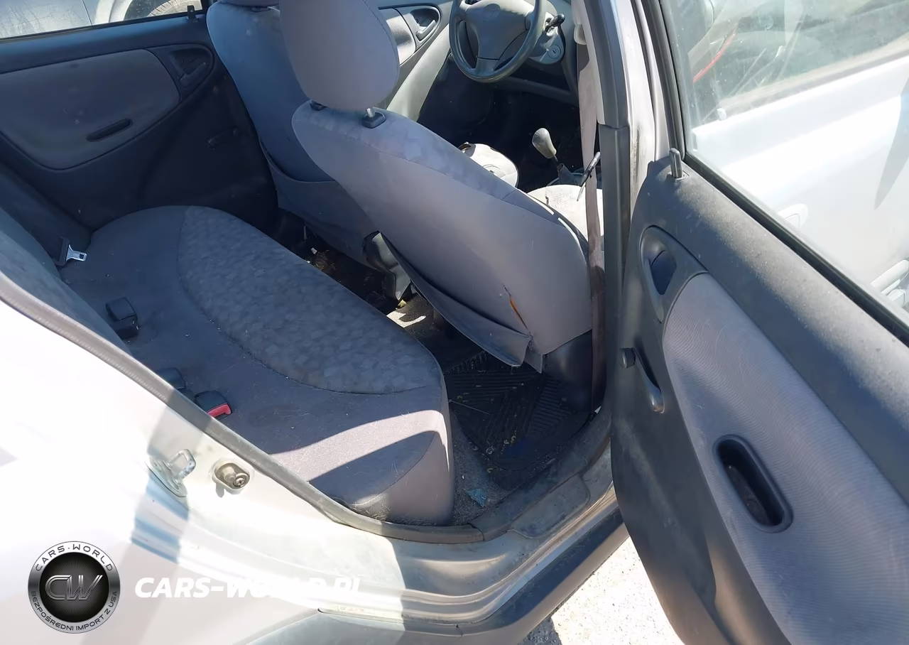 2002 Toyota Echo VIN:JTDBT123120246068 - 8