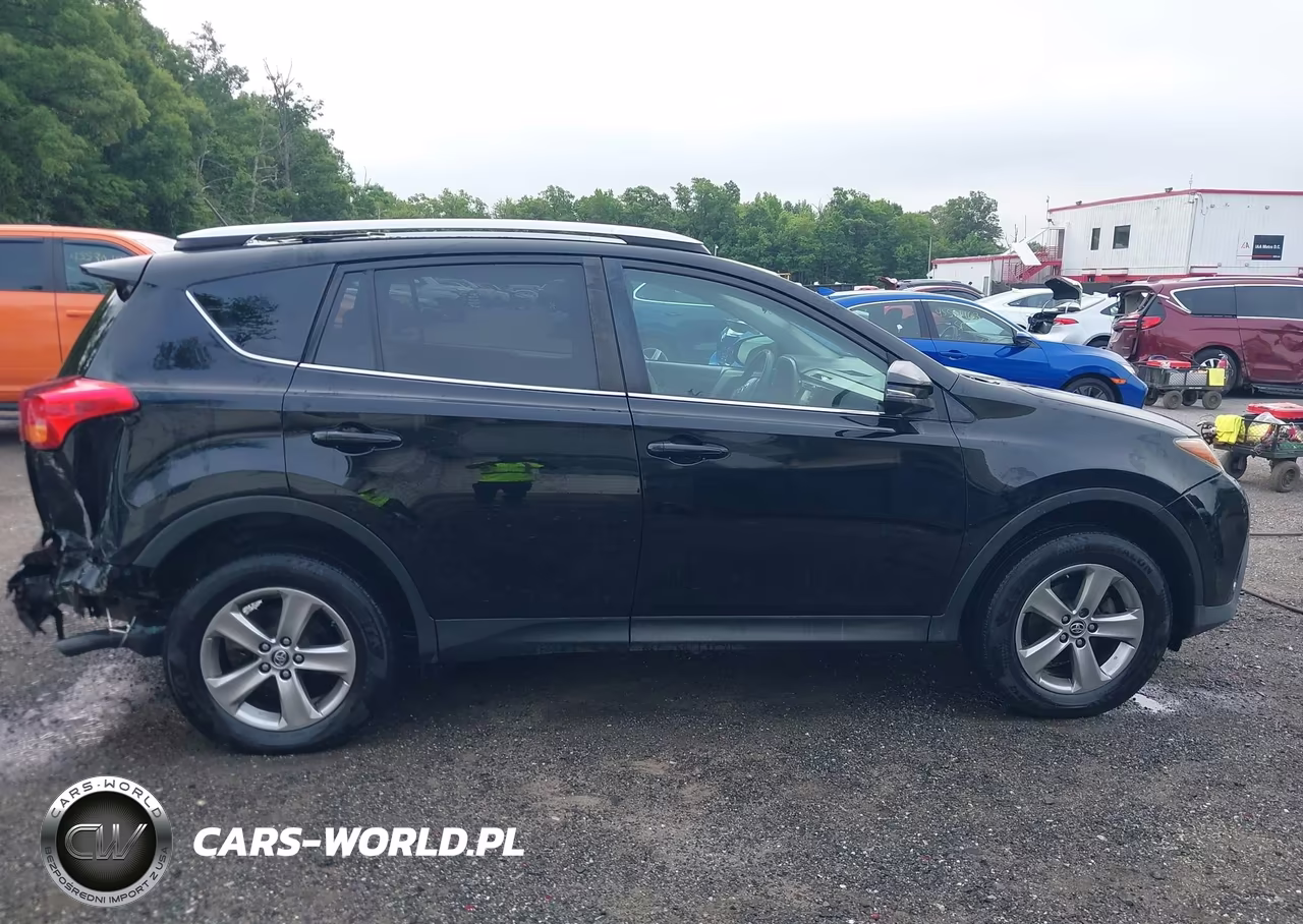 2015 Toyota Rav4 Xle VIN:2T3WFREV2FW205180 - 13