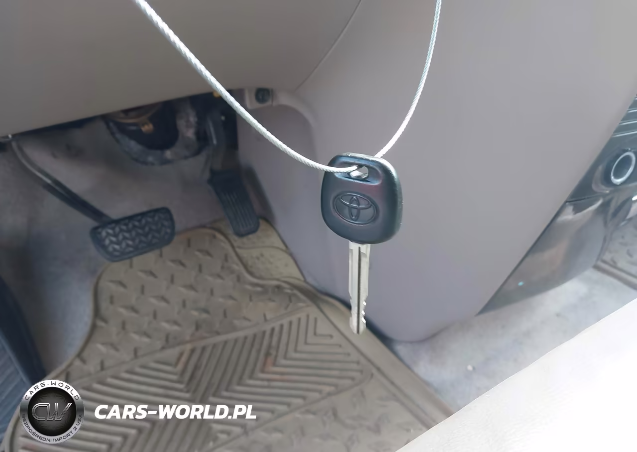 2010 Toyota Sienna Xle VIN:5TDYK4CC2AS315827 - 11