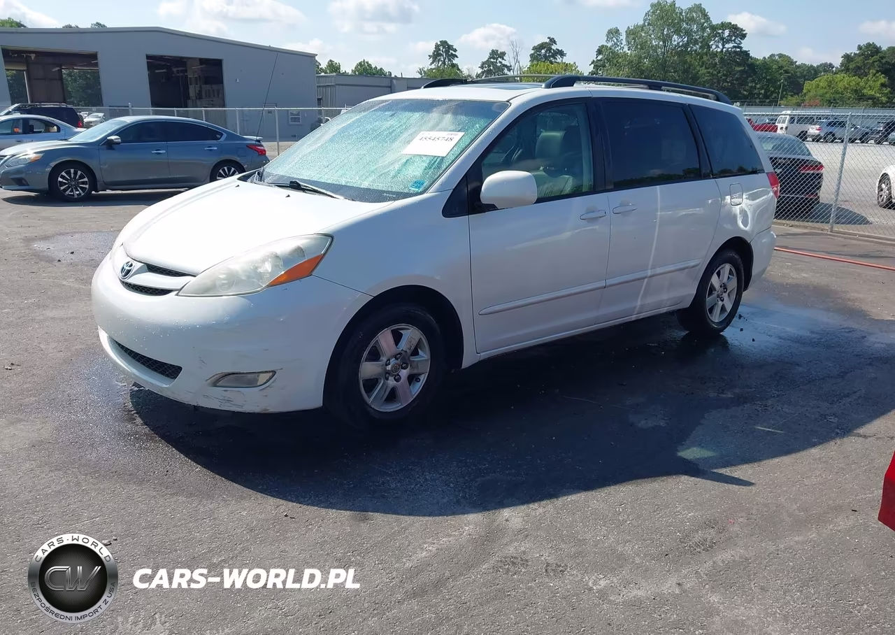 2010 Toyota Sienna Xle VIN:5TDYK4CC2AS315827 - 2