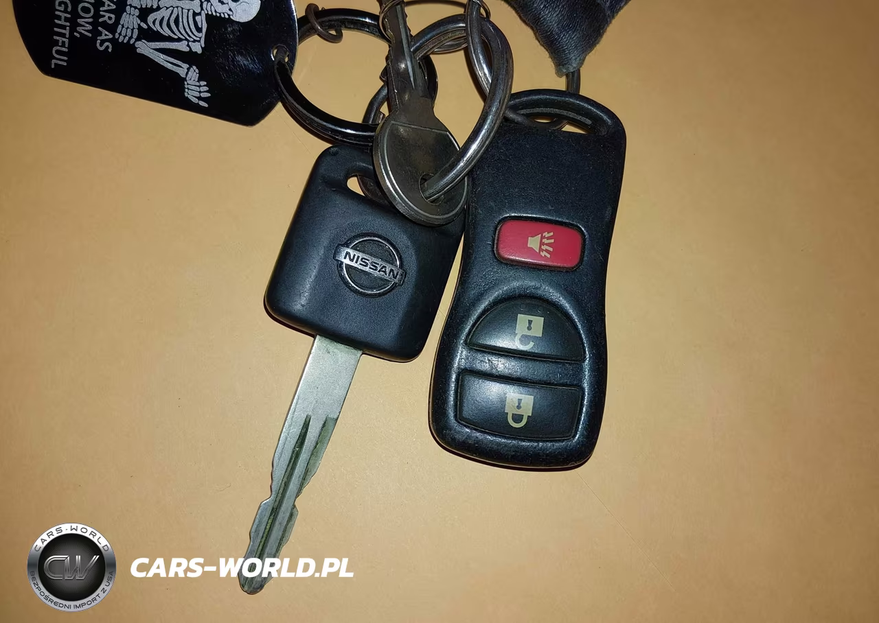 2010 Nissan Versa 1.8S VIN:3N1BC1CP1AL431047 - 11