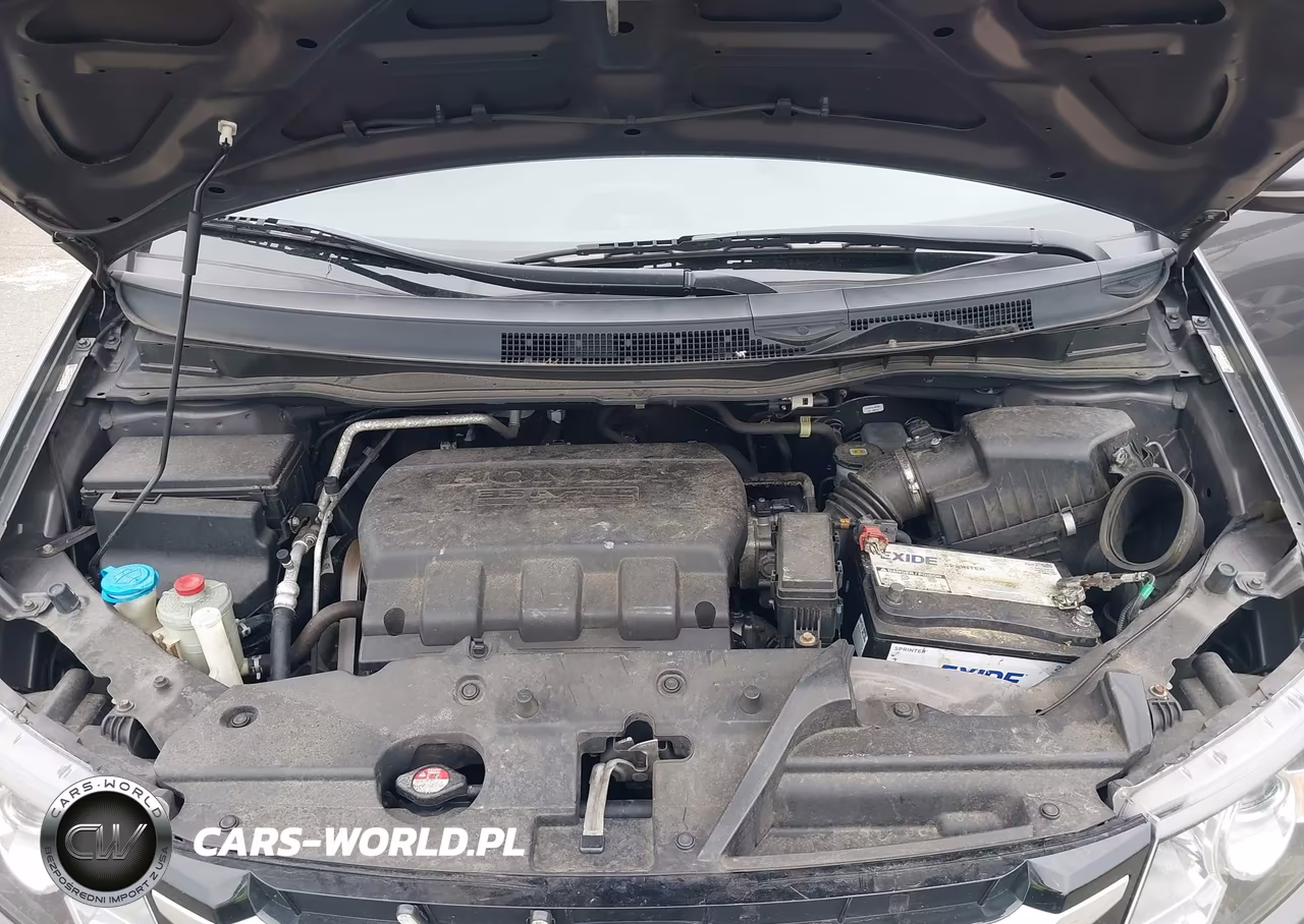 2015 Honda Odyssey Touring-Touring Elite VIN:5FNRL5H9XFB062496 - 10