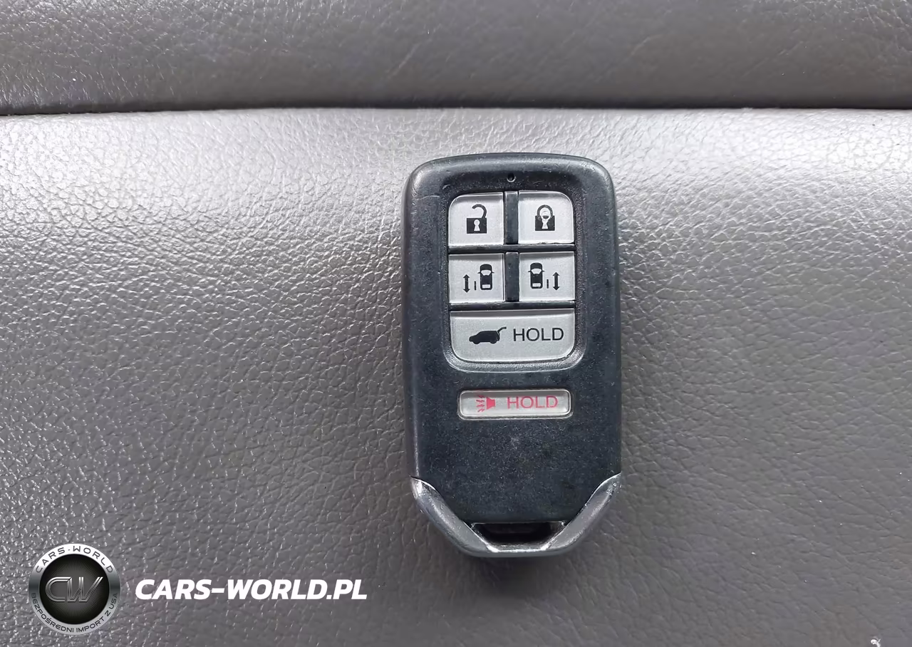 2015 Honda Odyssey Touring-Touring Elite VIN:5FNRL5H9XFB062496 - 11