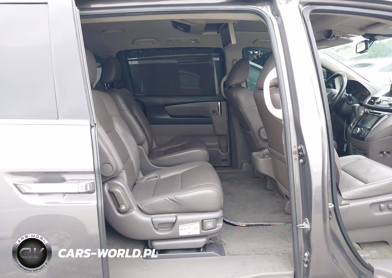 2015 Honda Odyssey Touring-Touring Elite VIN:5FNRL5H9XFB062496 - 8