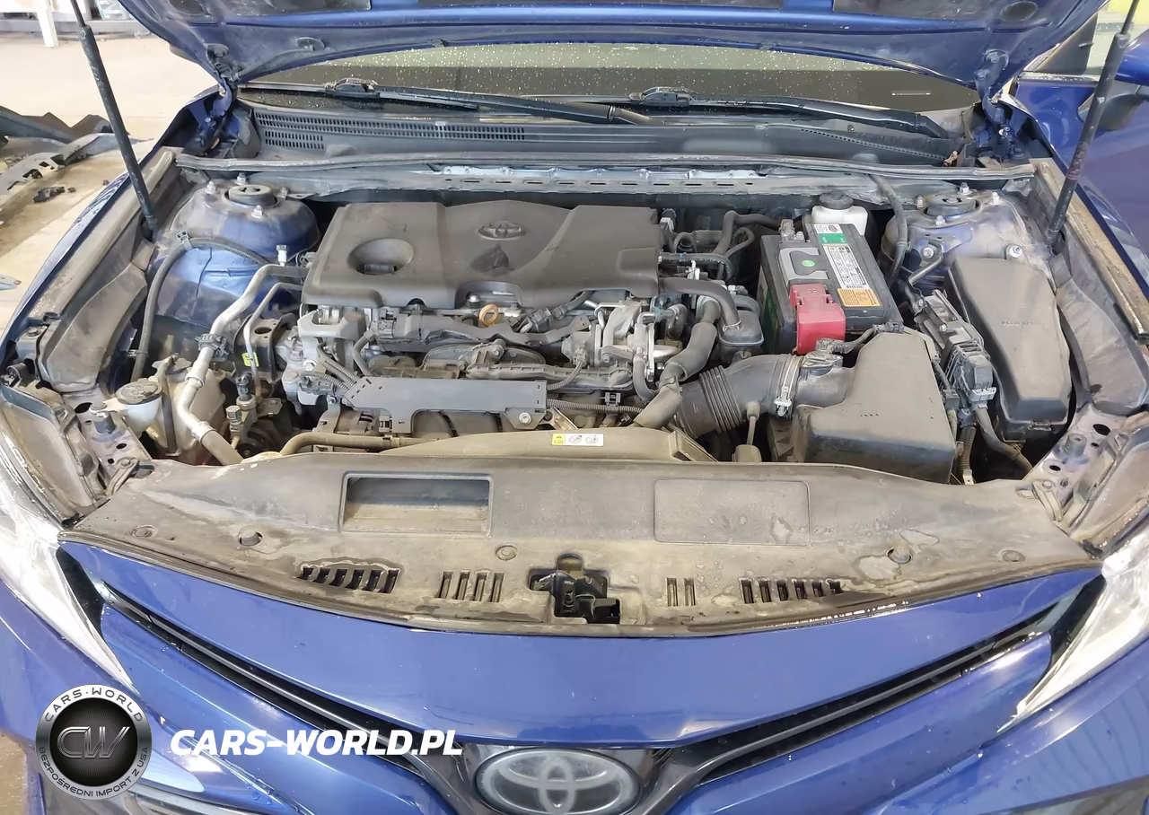 2018 Toyota Camry Le VIN:4T1B11HK8JU587961 - 10