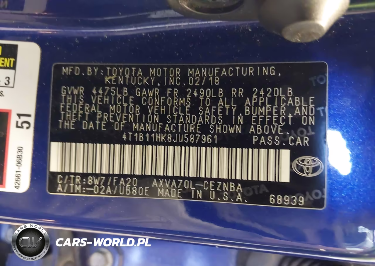 2018 Toyota Camry Le VIN:4T1B11HK8JU587961 - 9