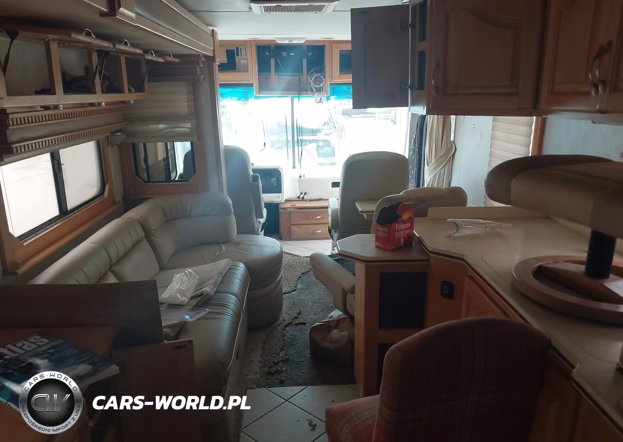 2004 Freightliner Chassis X Line Motor Home VIN:4UZAAHAK83CM02119 - 15