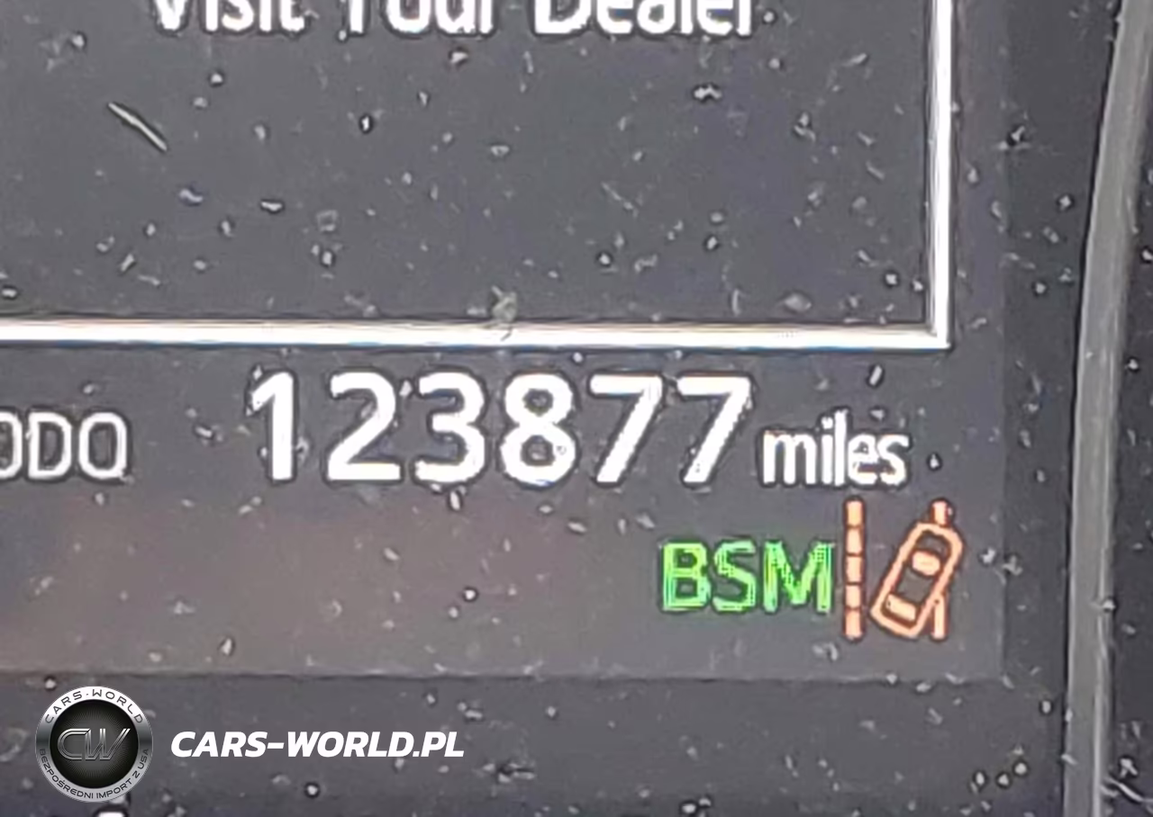 2018 Toyota Camry Se VIN:4T1B11HK3JU556861 - 16