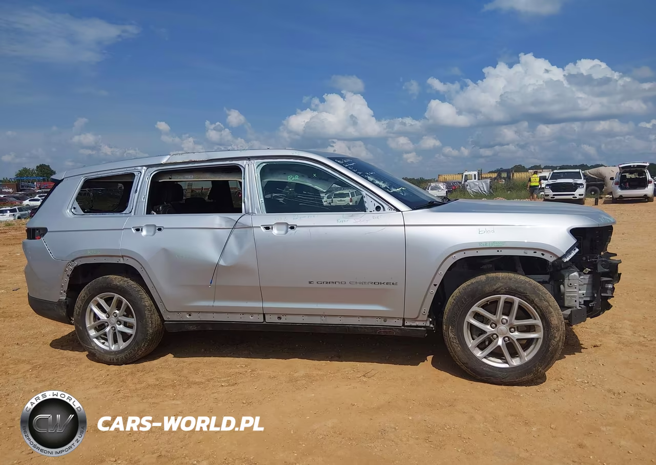 2023 Jeep Grand Cherokee L Laredo 4X4 VIN:1C4RJKAG8P8893879 - 14