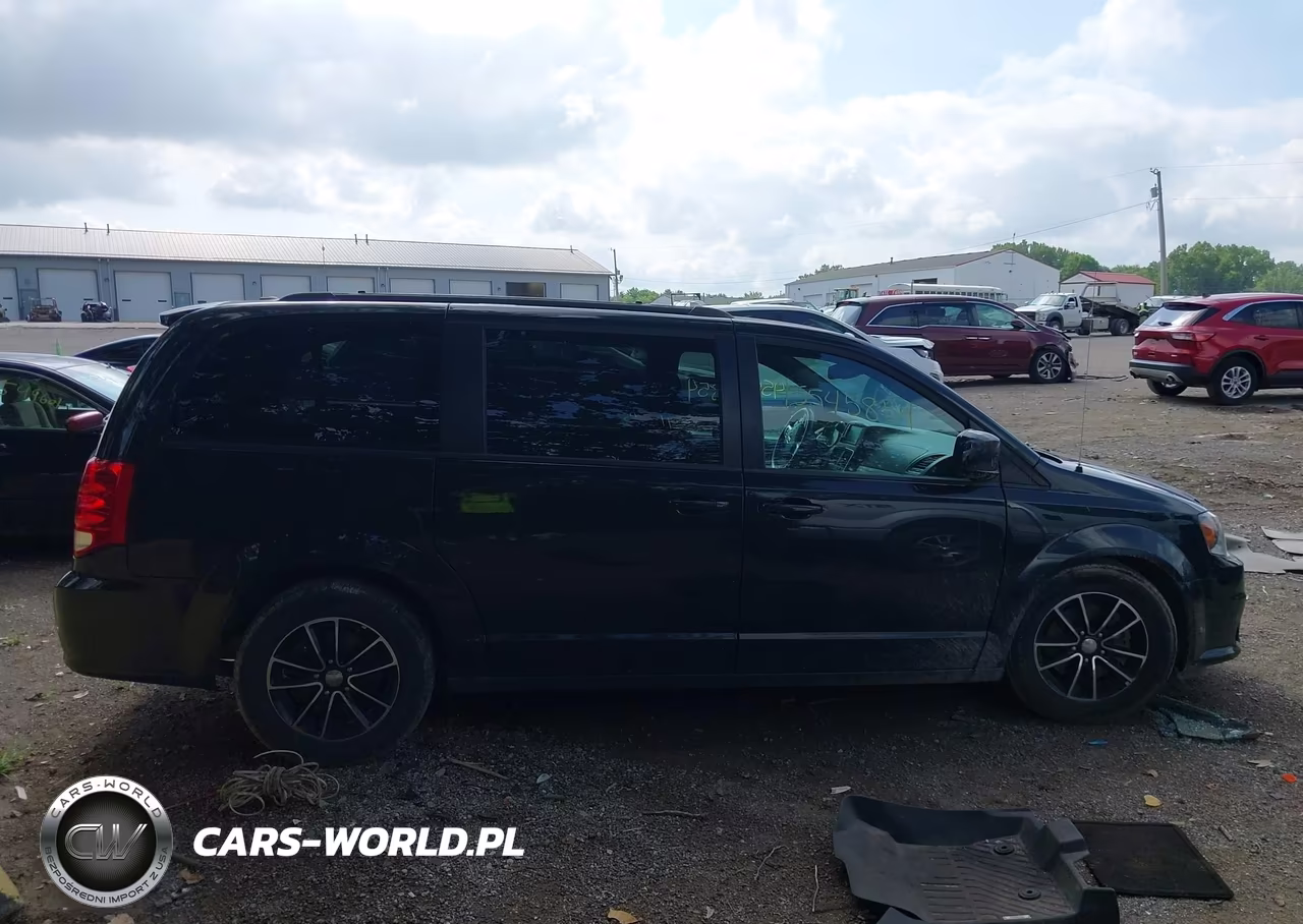 2018 Dodge Grand Caravan Gt VIN:2C4RDGEG7JR248800 - 14