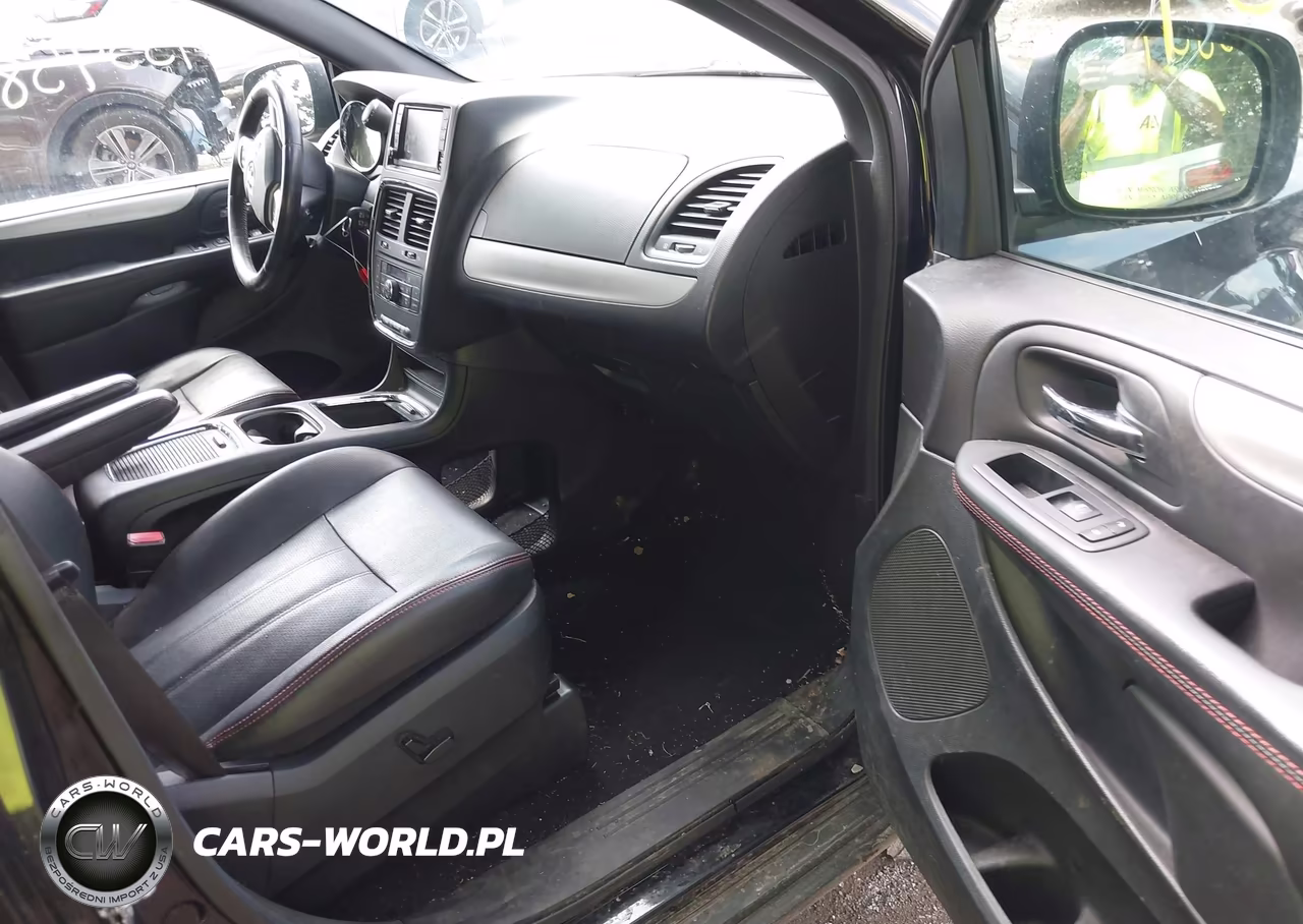 2018 Dodge Grand Caravan Gt VIN:2C4RDGEG7JR248800 - 5