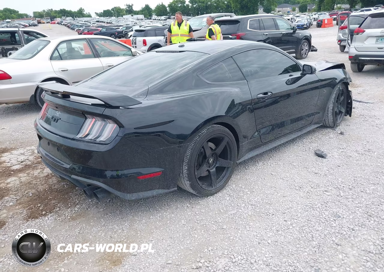 2020 Ford Mustang Gt Fastback-Gt Premium Fastback VIN:1FA6P8CF7L5126888 - 4