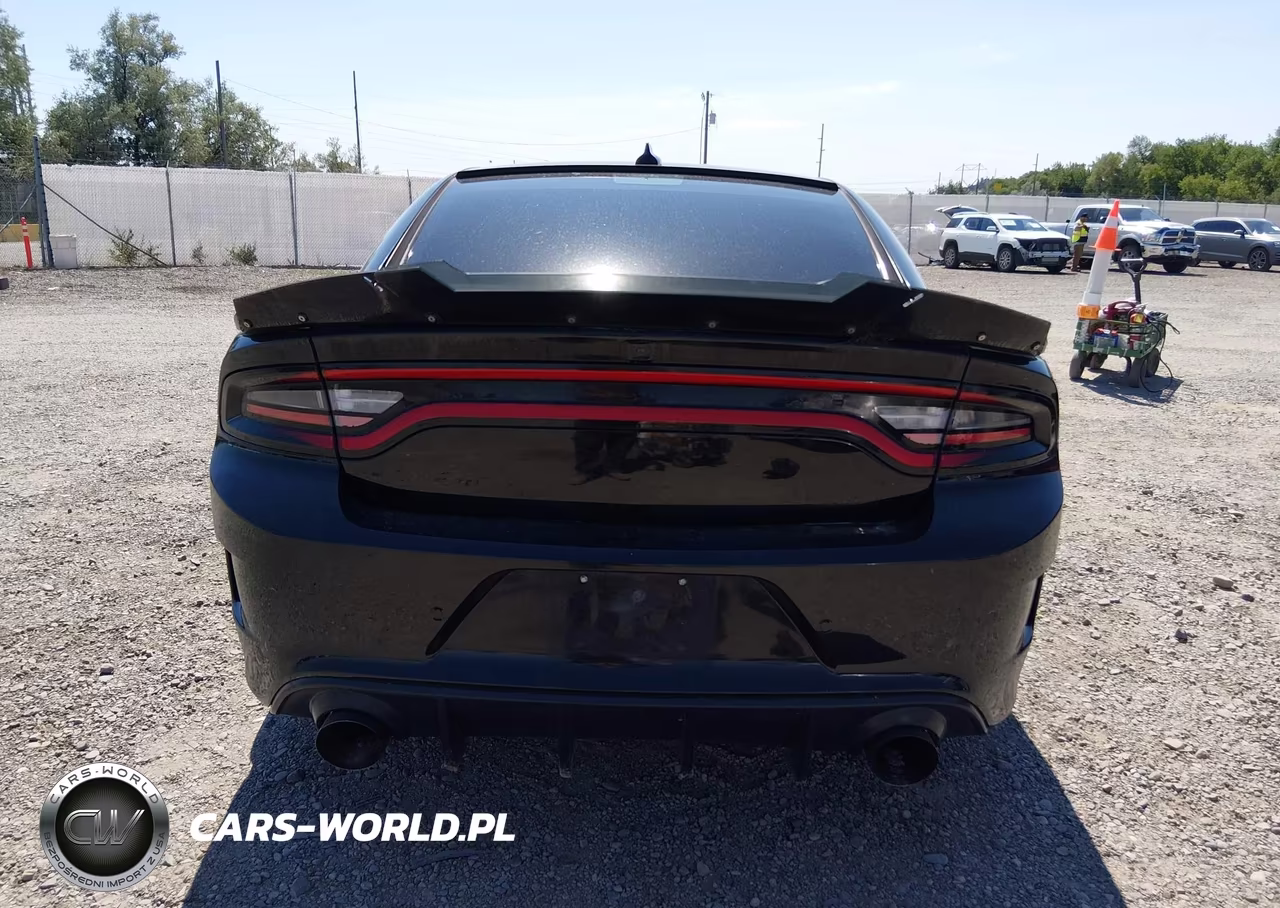 2016 Dodge Charger R-T Scat Pack VIN:2C3CDXGJXGH276575 - 17