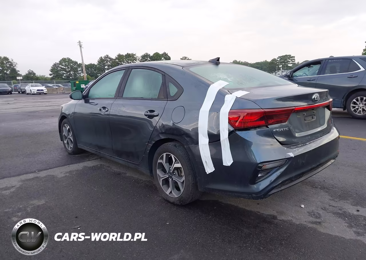 2020 Kia Forte Lxs VIN:3KPF24AD2LE205280 - 3