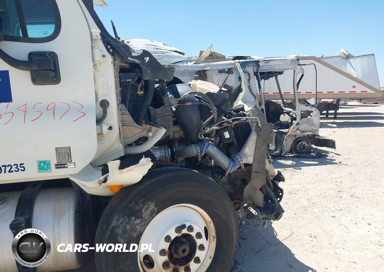 2011 Freightliner Cascadia 125 VIN:1FUJGEDR4BSAV3180 - 12