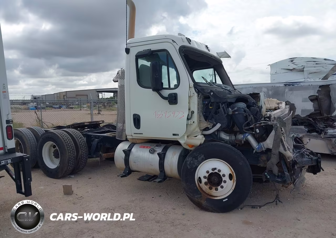 2011 Freightliner Cascadia 125 VIN:1FUJGEDR4BSAV3180 - 16