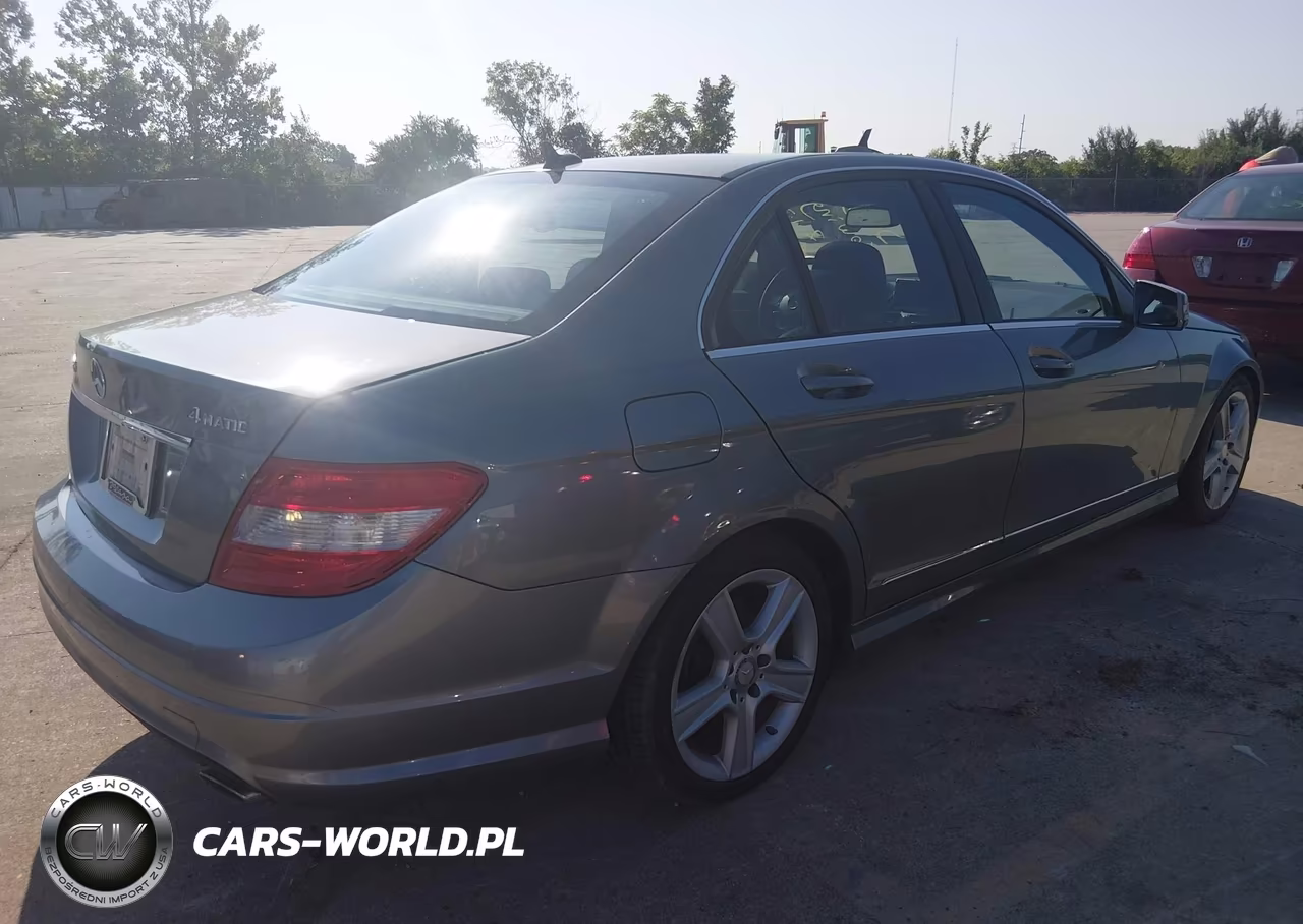2010 Mercedes-Benz C 300 Luxury 4Matic-Sport 4Matic VIN:WDDGF8BB3AF442110 - 4