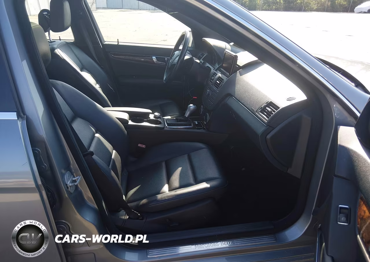 2010 Mercedes-Benz C 300 Luxury 4Matic-Sport 4Matic VIN:WDDGF8BB3AF442110 - 5