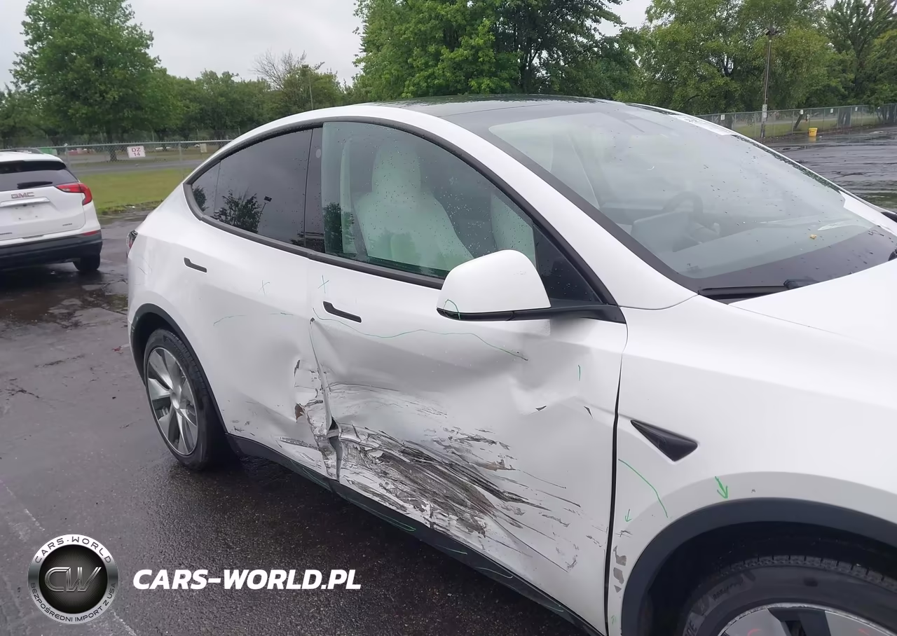 2022 Tesla Model Y Long Range Dual Motor All-Wheel Drive VIN:7SAYGAEE0NF429515 - 6