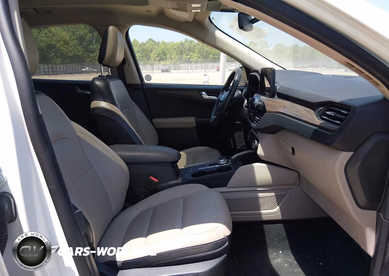 2020 Ford Escape Titanium VIN:1FMCU9J93LUB15185 - 5