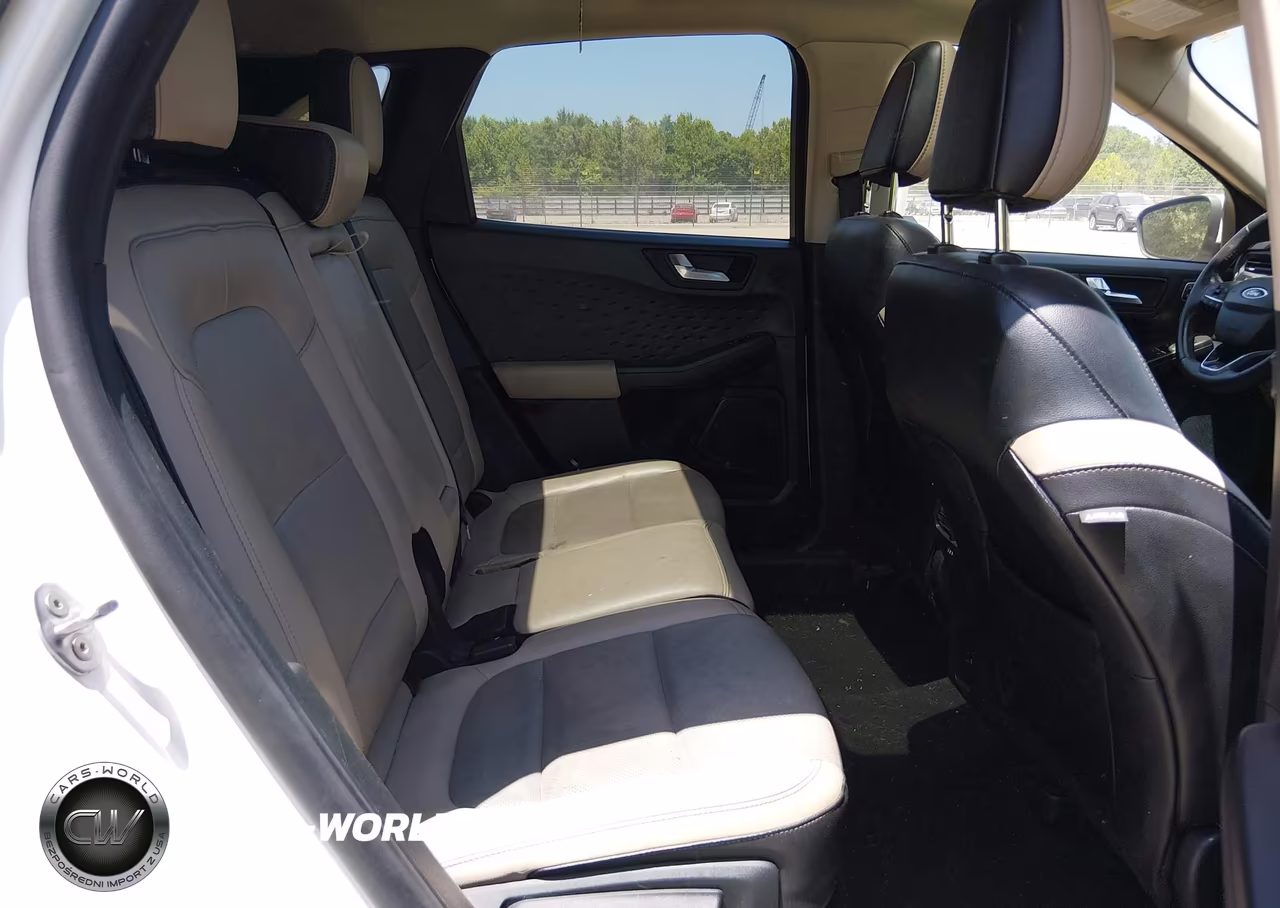 2020 Ford Escape Titanium VIN:1FMCU9J93LUB15185 - 8