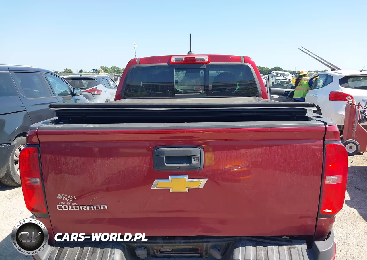 2018 Chevrolet Colorado Z71 VIN:1GCPTDE12J1190183 - 16