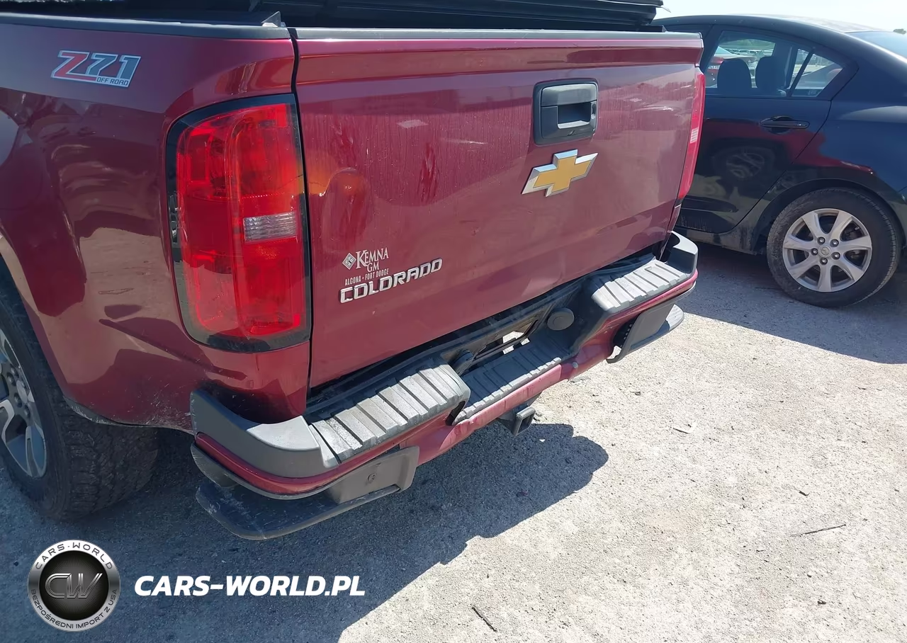 2018 Chevrolet Colorado Z71 VIN:1GCPTDE12J1190183 - 17