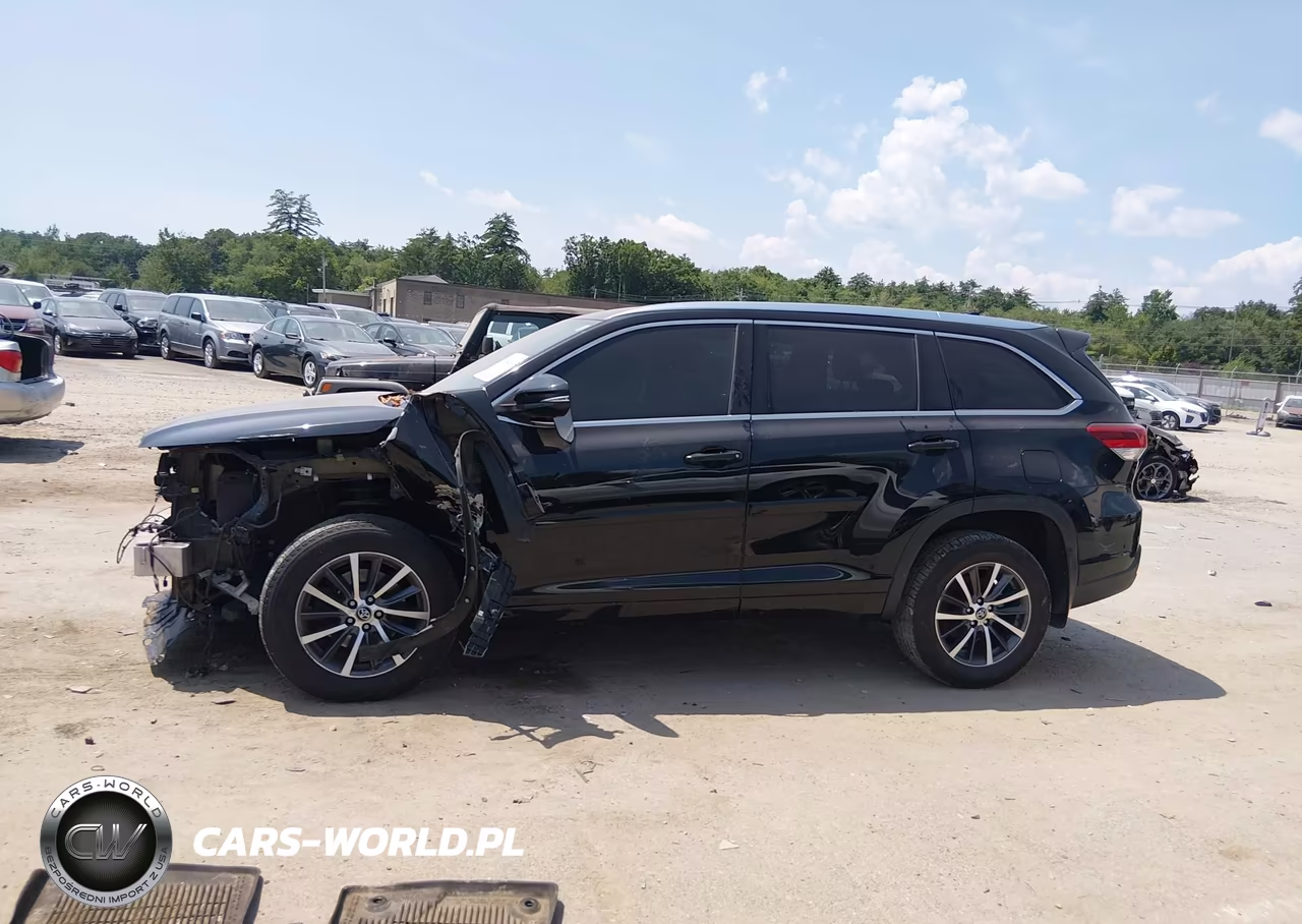 2017 Toyota Highlander Xle VIN:5TDJZRFHXHS367878 - 15