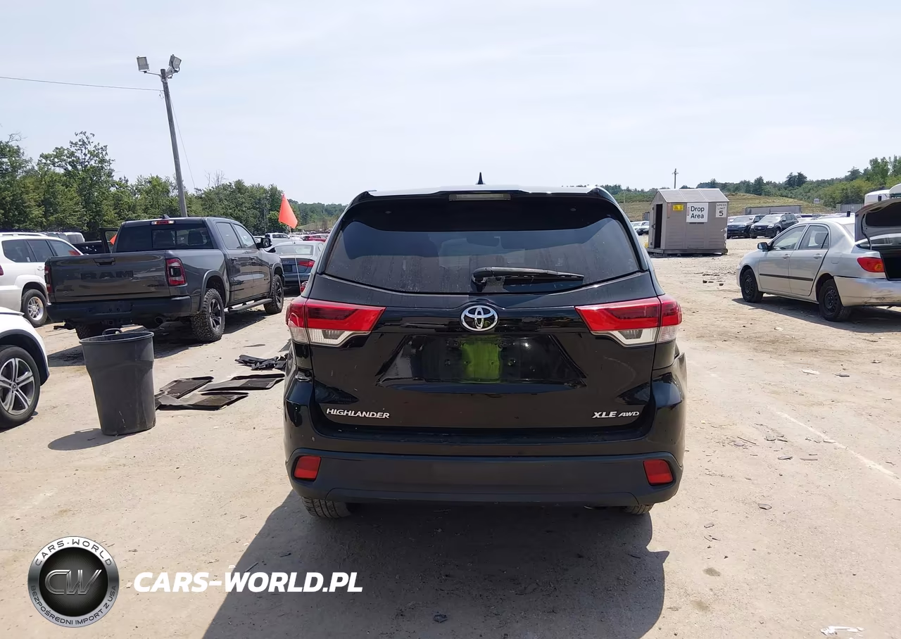 2017 Toyota Highlander Xle VIN:5TDJZRFHXHS367878 - 17