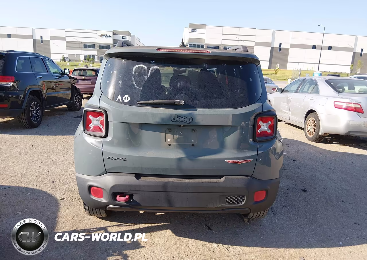 2015 Jeep Renegade Trailhawk VIN:ZACCJBCT6FPB77182 - 16