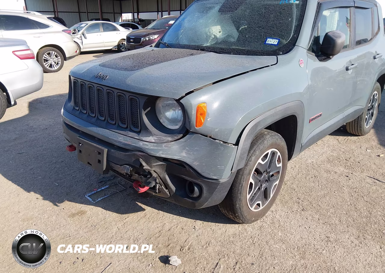2015 Jeep Renegade Trailhawk VIN:ZACCJBCT6FPB77182 - 6