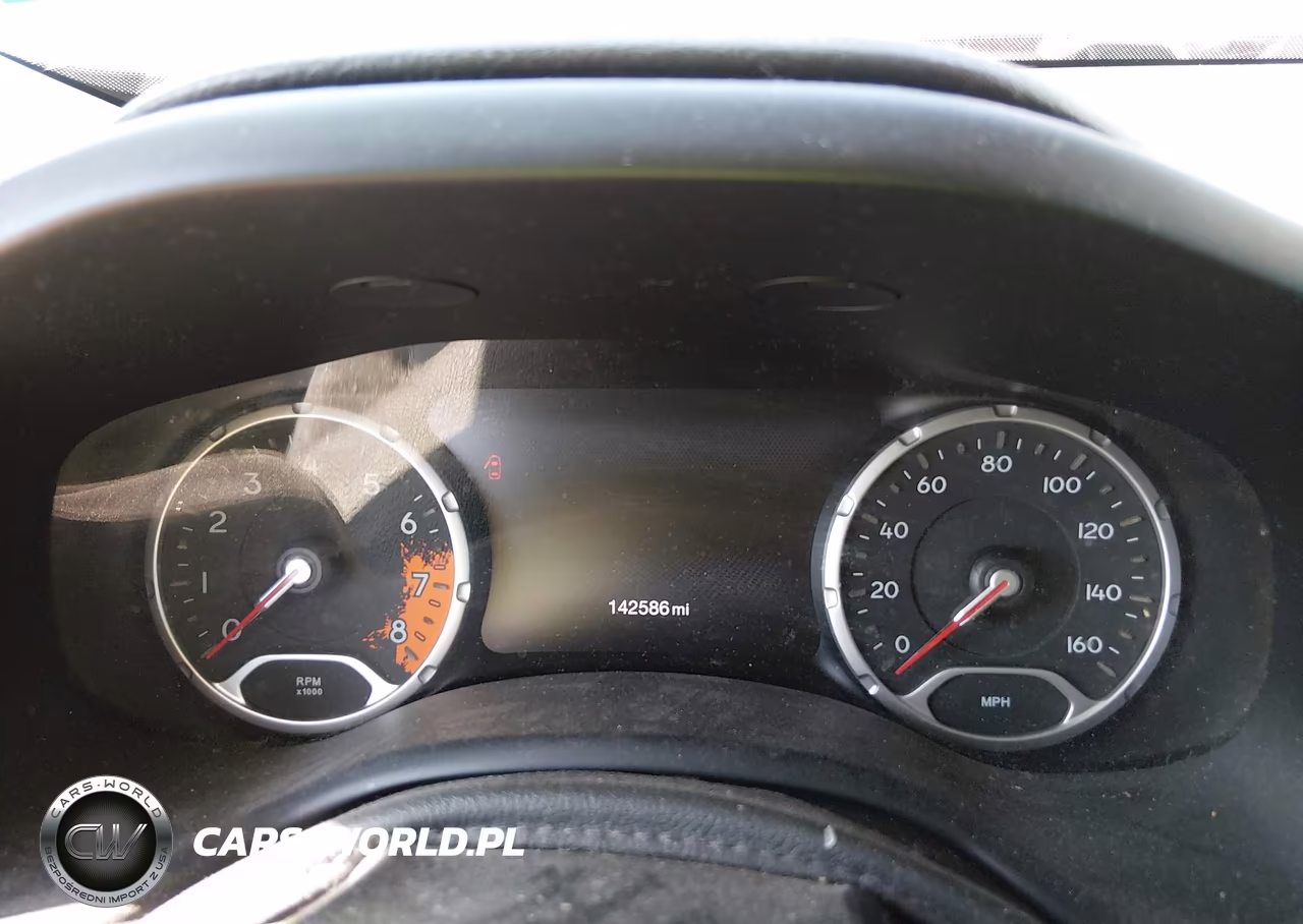 2015 Jeep Renegade Trailhawk VIN:ZACCJBCT6FPB77182 - 7